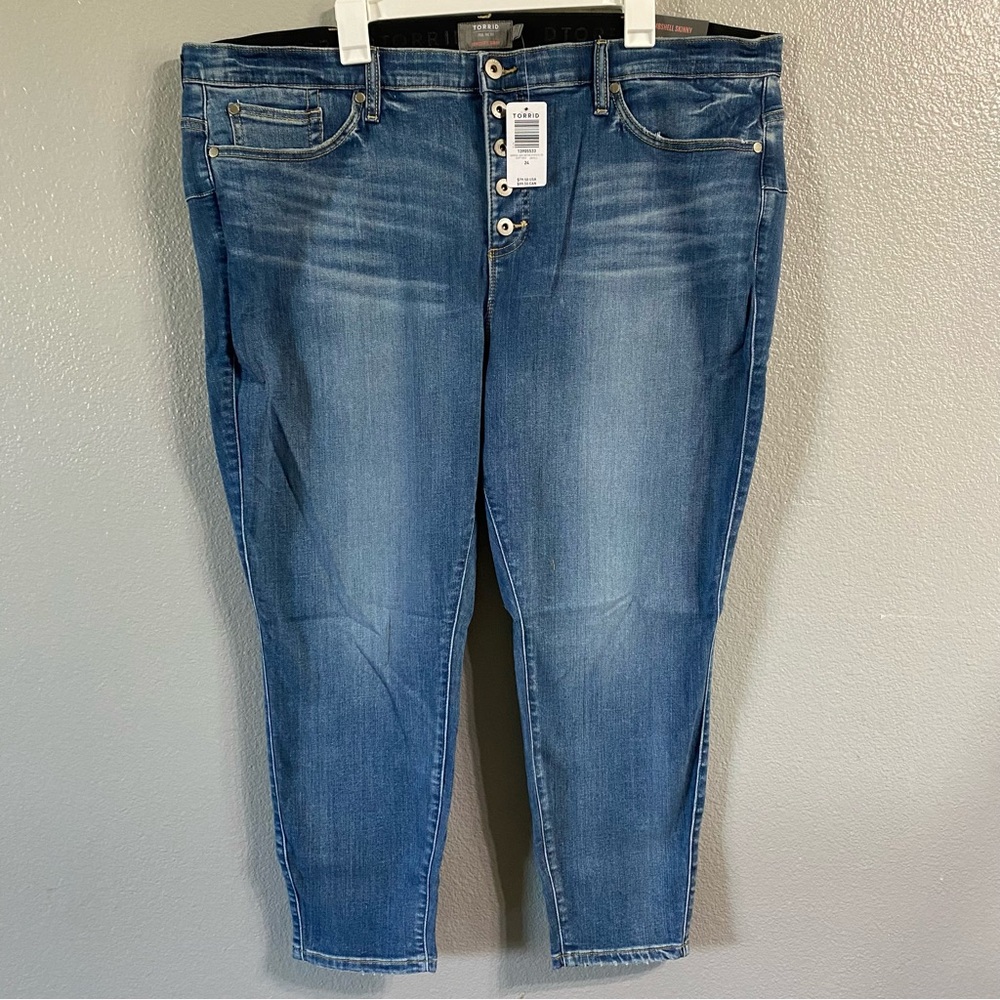 Torrid Bombshell Jeans Size 24 XS Extra Short Inseam Ankle Blue High Waist Denim